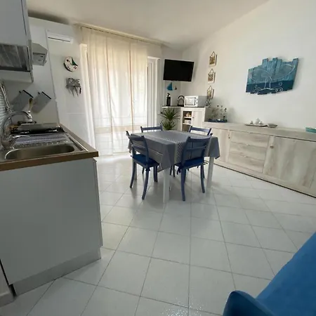 Apartament Maison Admas *